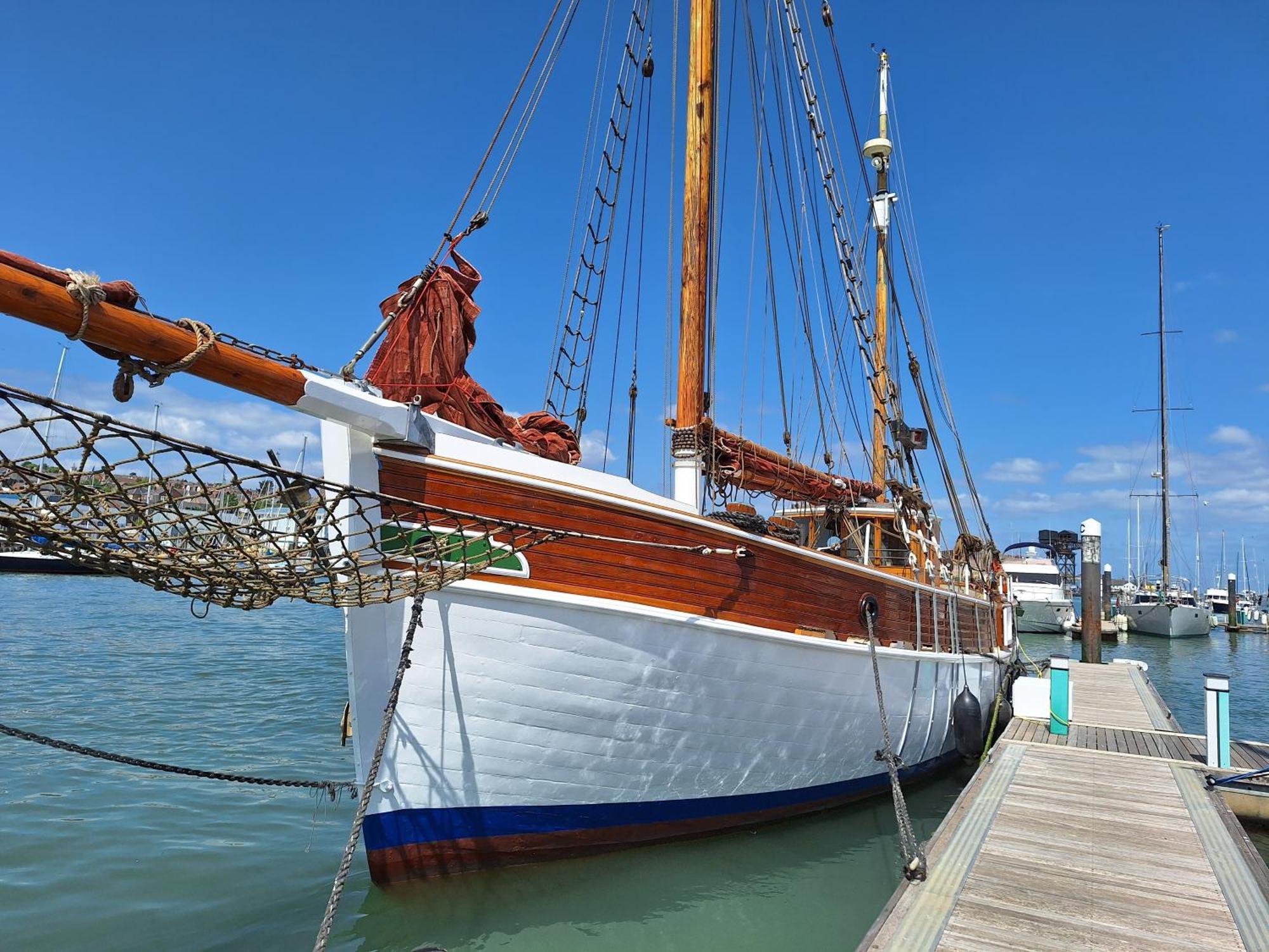 Historic Wooden Ship 'Ursula' Ξενοδοχείο East Cowes Εξωτερικό φωτογραφία