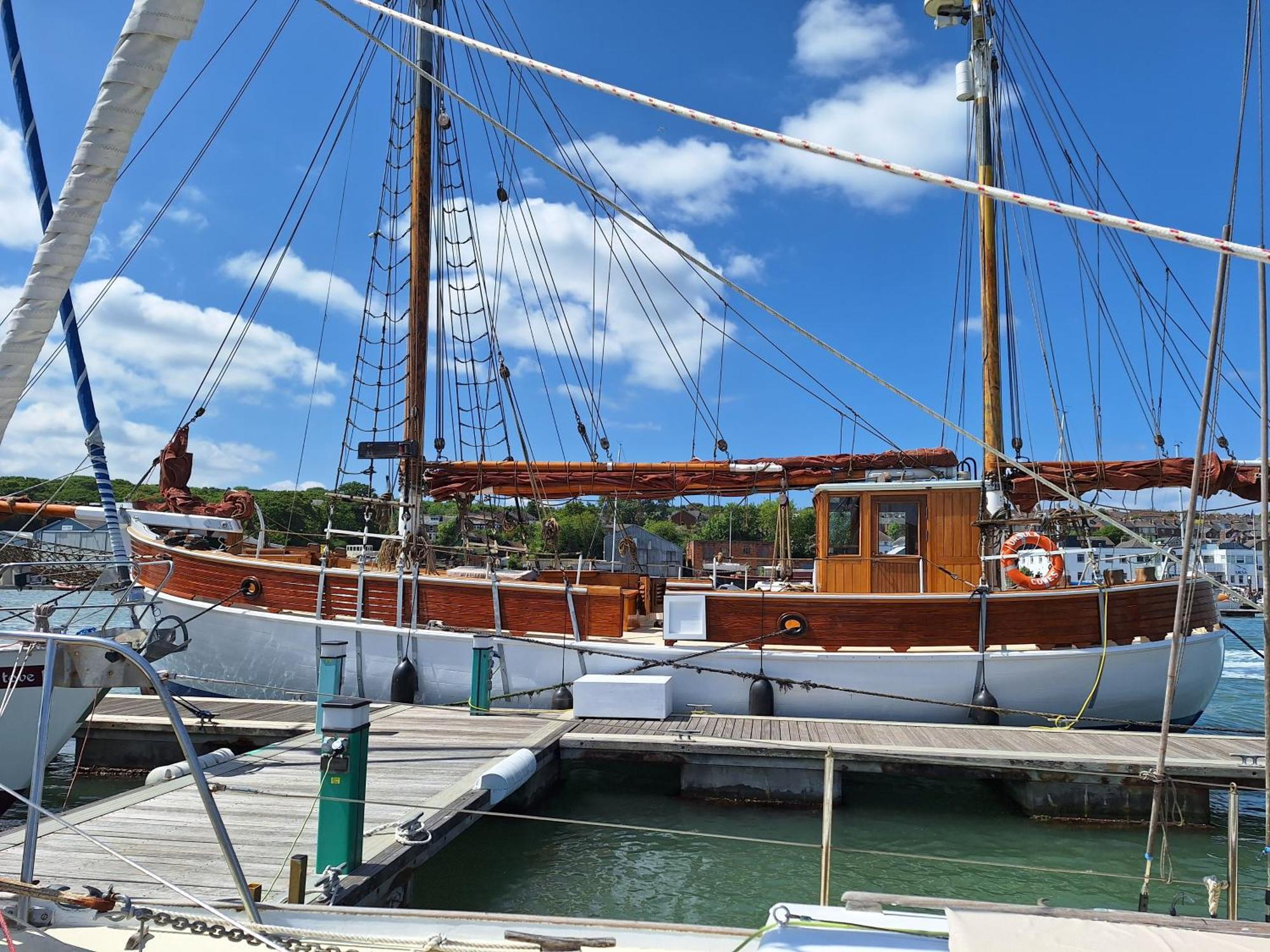 Historic Wooden Ship 'Ursula' Ξενοδοχείο East Cowes Εξωτερικό φωτογραφία